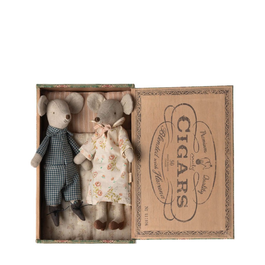 Toys Maileg Soft Toys, Comforters | Grandma And Grandpa Mice In Cigar Box